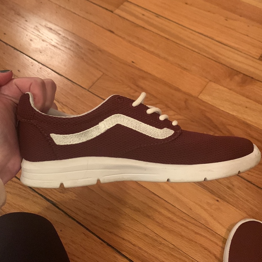 Vans - Picture 2 of 2